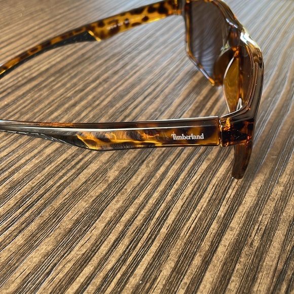 Timberland Sunglasses New with Case - Picture 4 of 6
